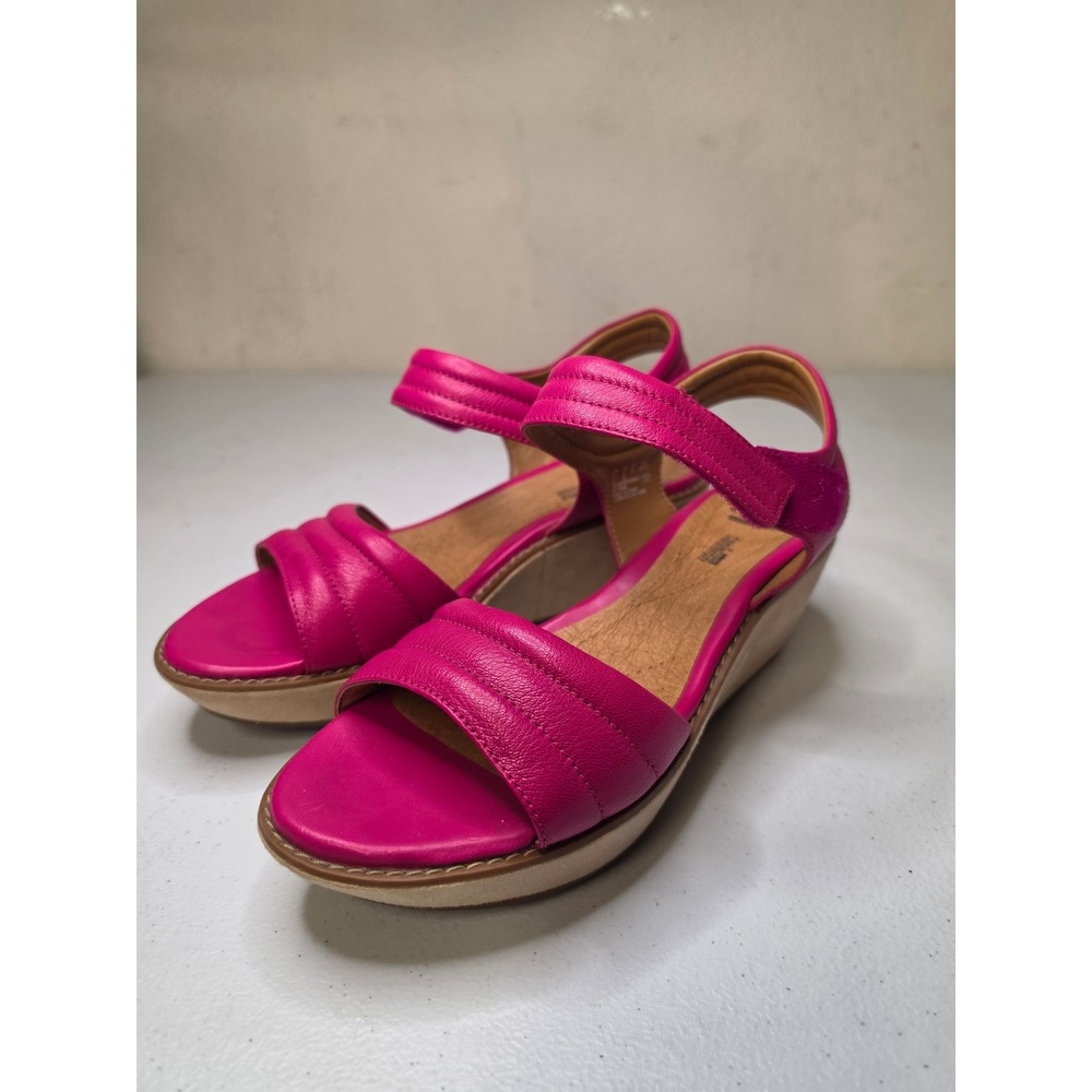 Clarks Collection Magenta Leather Cushion Soft Wedge Sandals Pink Women 9 M